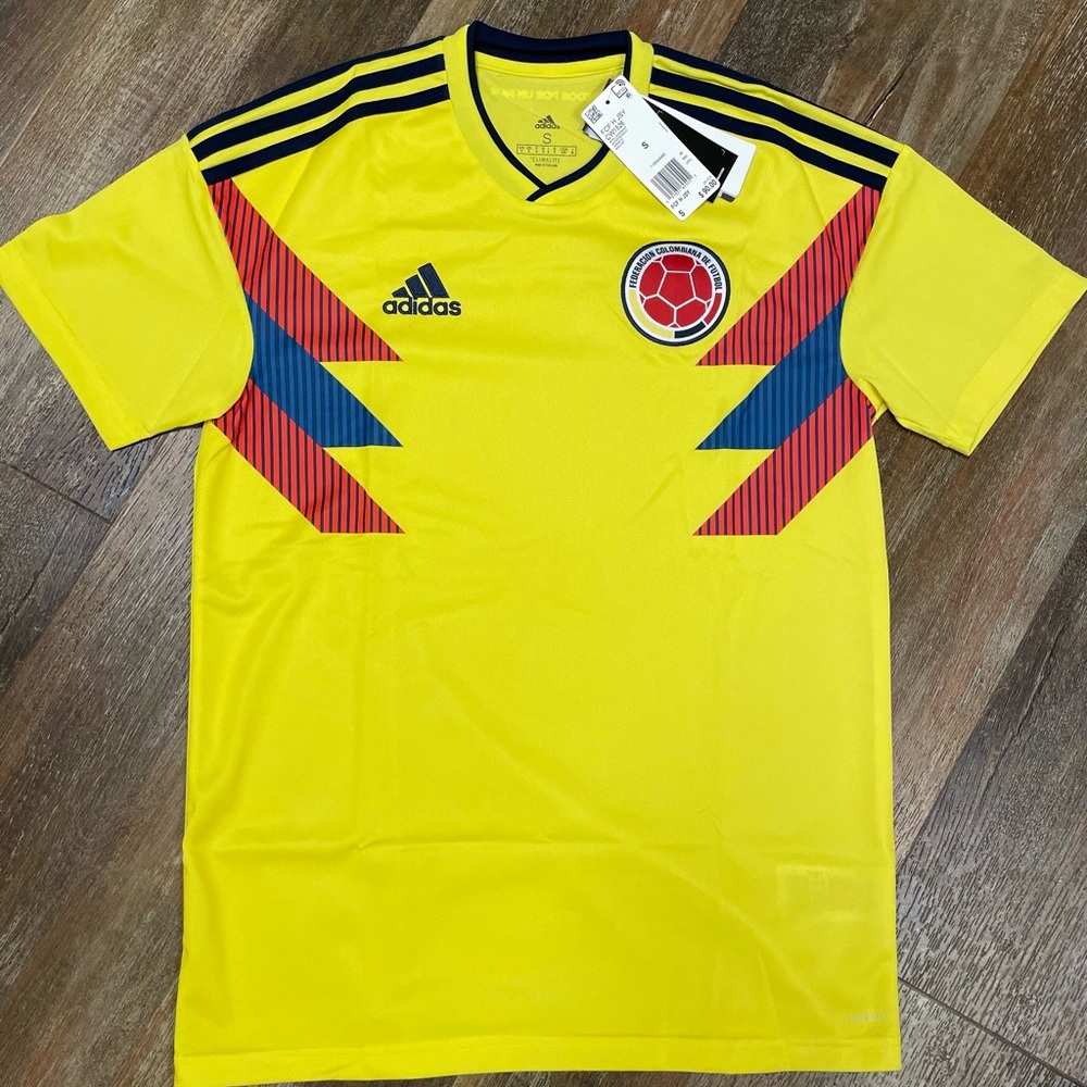 2018 Columbia National soccer/futball jersey Adidas size small NWT